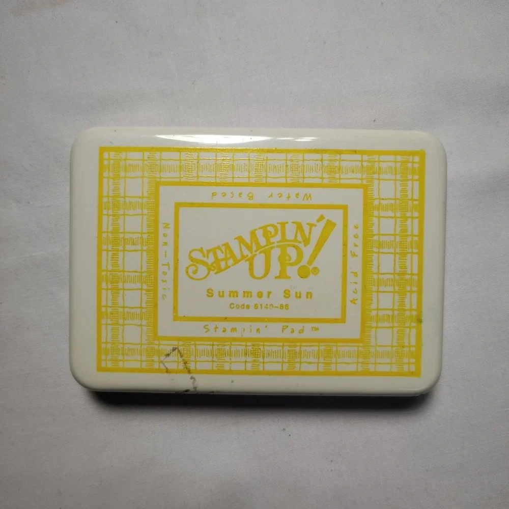 Stampin Up Summer Sun Water Based Acid Free Stampin Pad‎ Yellow Orange Crafting